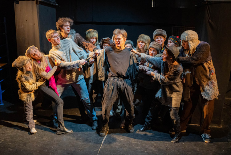 Спектакль СОБАКИ!