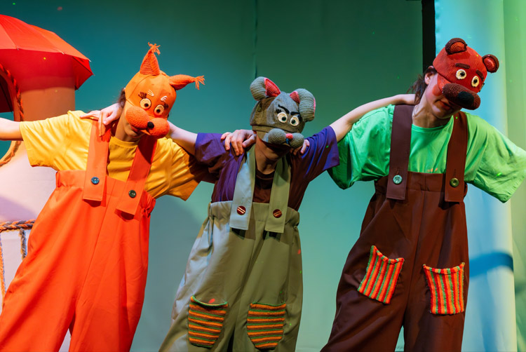 Сказка о вредном зайчишке Зазеркалье